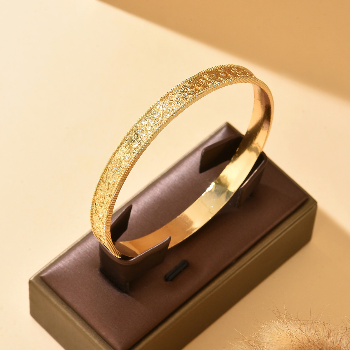Men Accessories Elegant - Altın Gelin El Aksesuarı Oymalı Desenli