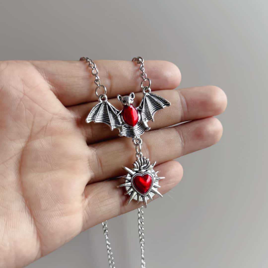 Spike Heart Bat Kolye, Gotik t - Men'S Victorian Accessories incelemesi ve fiyatı